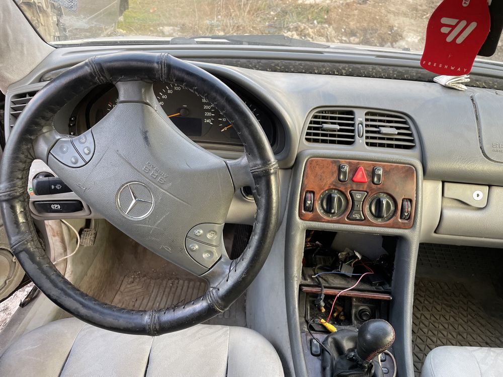 Mercedes CLK200 2.0i 136hp 2001г На Части