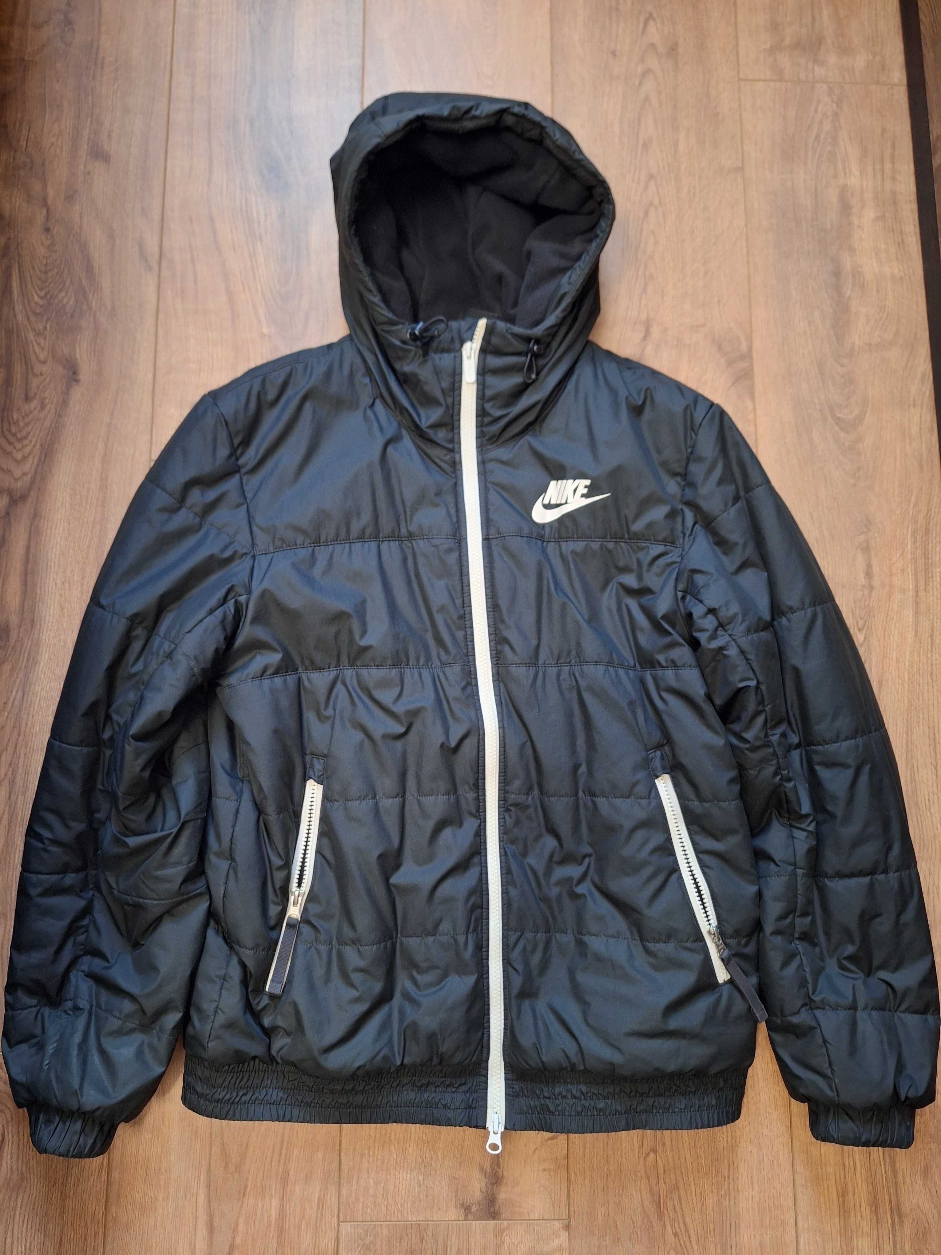 Яке "Nike" зимно S