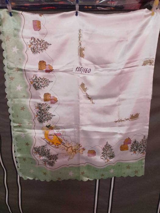 Коледни покривки за маса