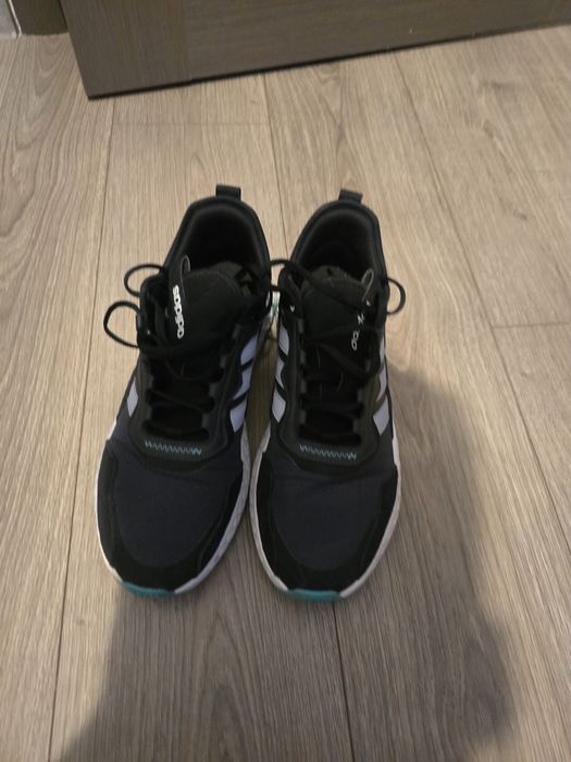 Adidasi Adidas (nu nike, nu jordan, nu amiri, nu versace, nu dolce)
