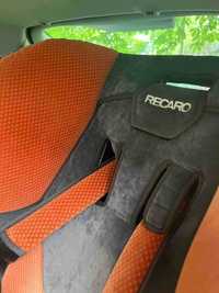 Столче за кола Recaro с ISOFIX основа