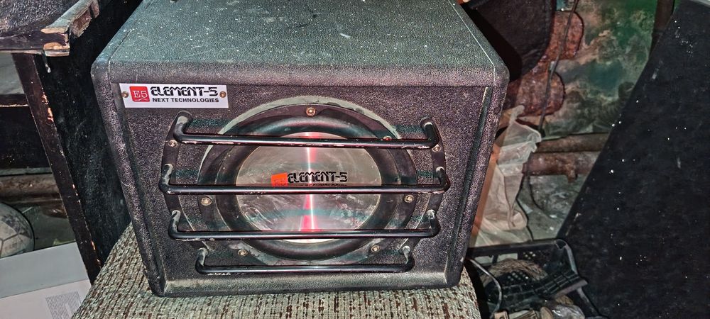 Продам саб без усилителя