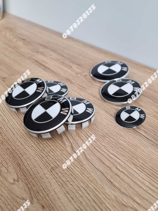Цялостен комплект емблеми и капачки за джанти на БМВ / BMW Бяло-черни