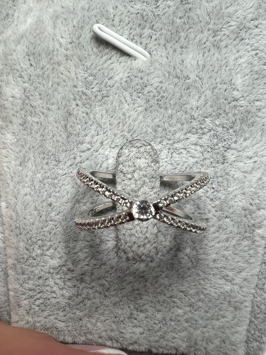 Inel din argint si zirconii cod bc96p5