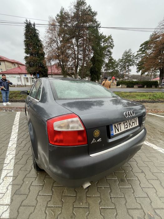 Vând Audi A4 b6