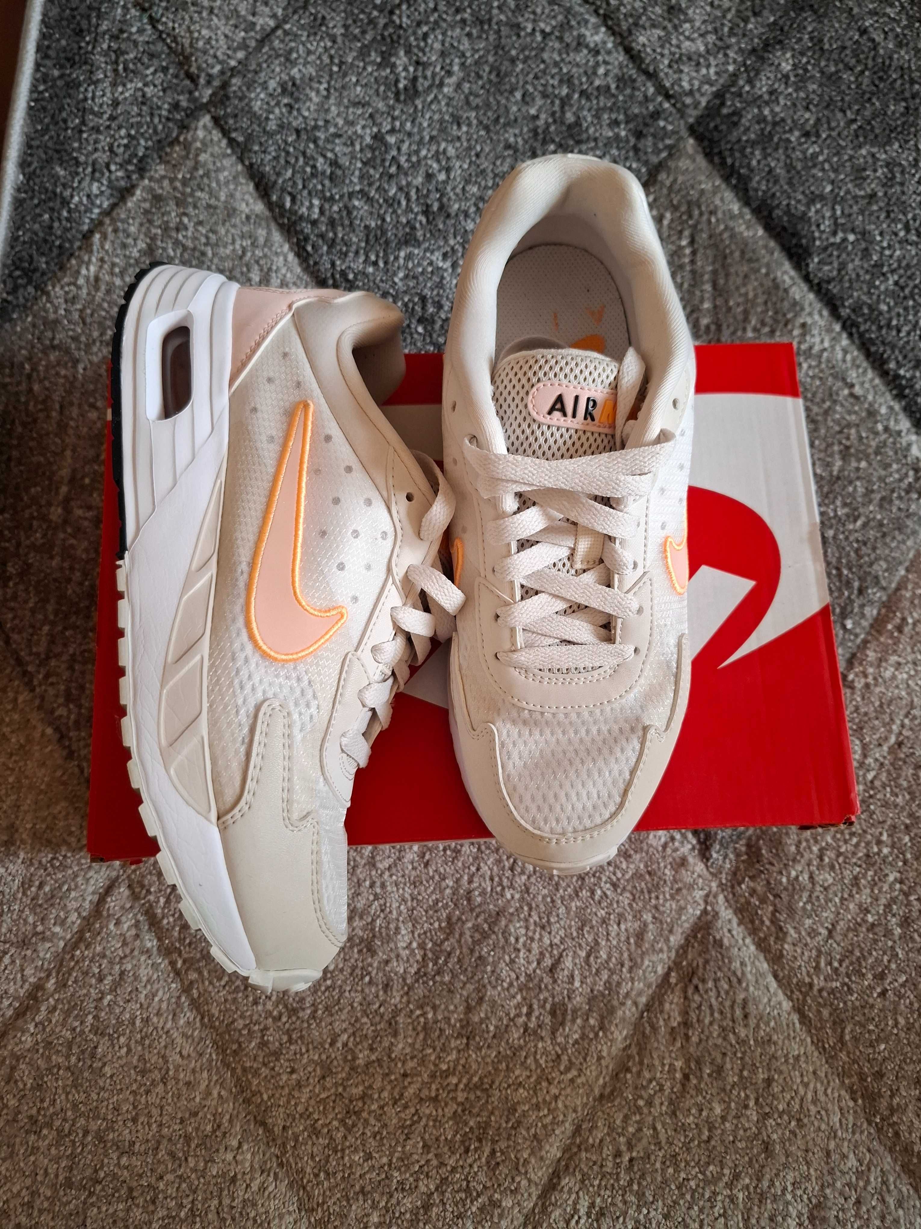 Nike Air Max Solo
