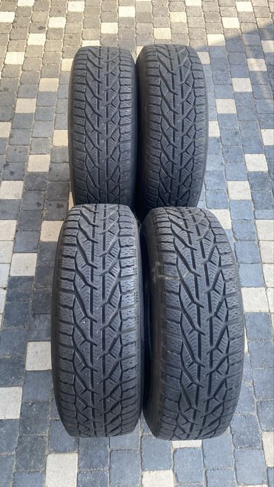 Jante cu anvelope de iarna 195 65 15