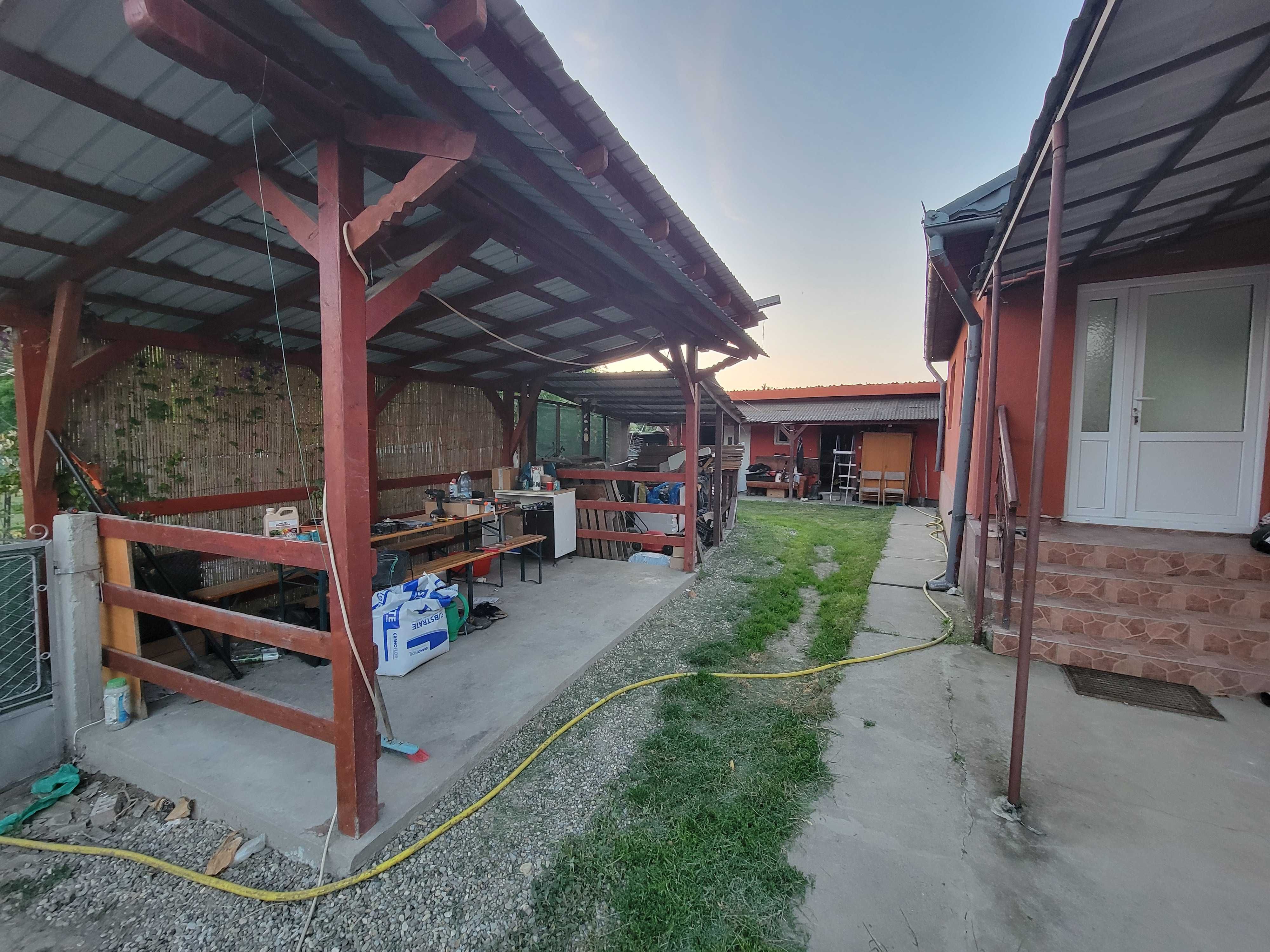 Casa de vanzare Sat Sanmarghita la 15Km de Dej, zona linistita.