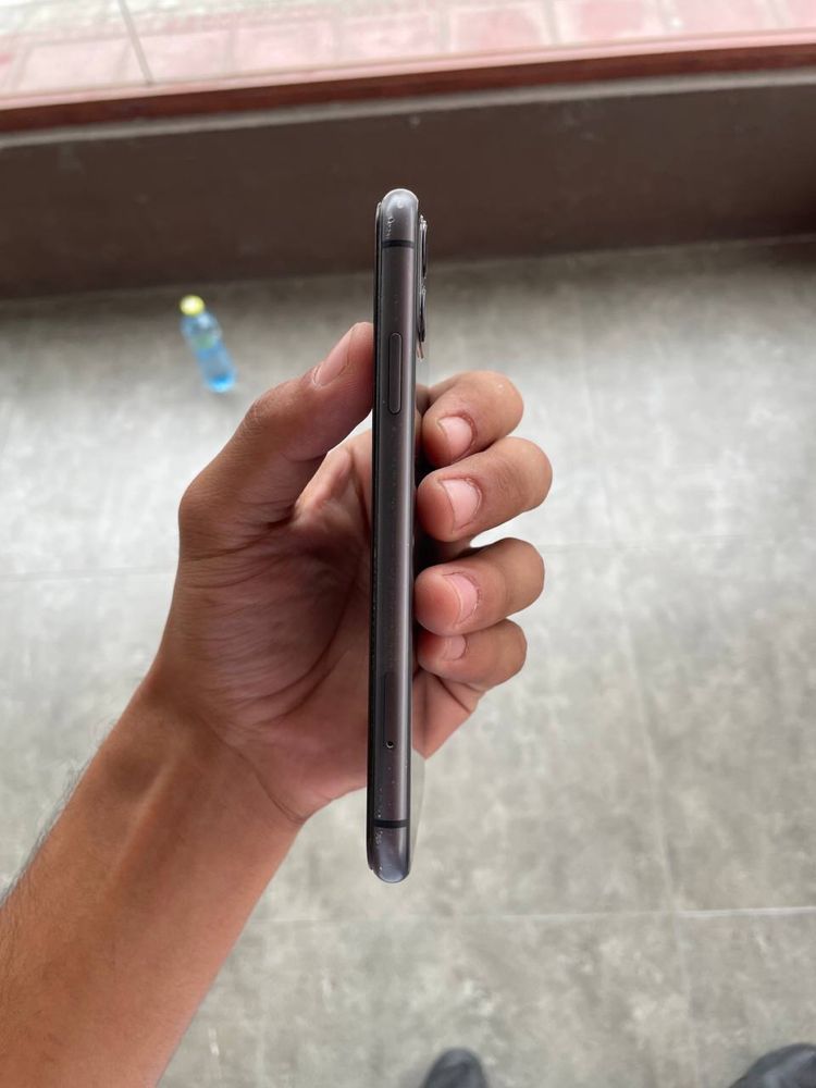 iphone 11 64 tali srochni