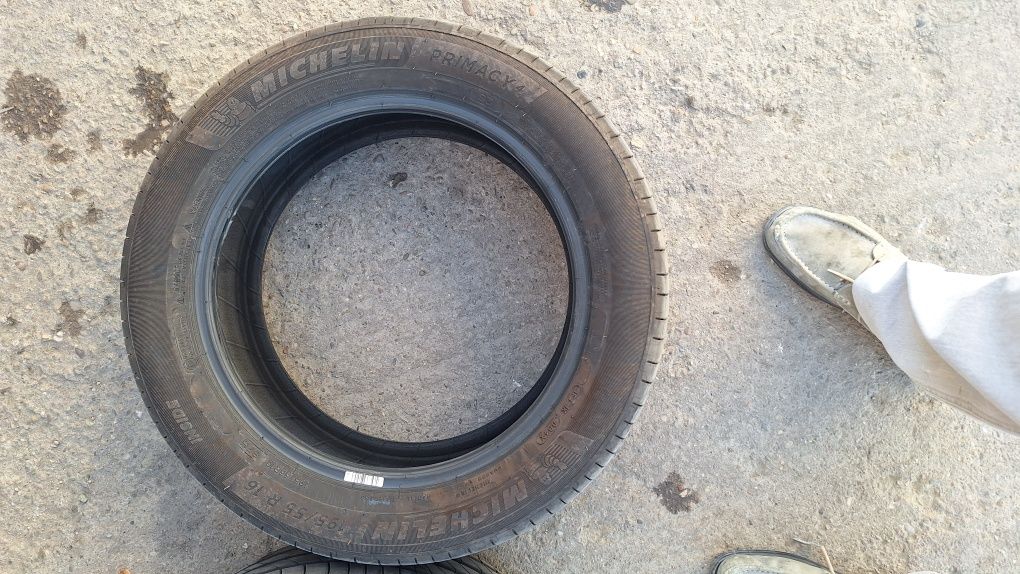 Vand anvelope michelin 195/55/R16 de vara