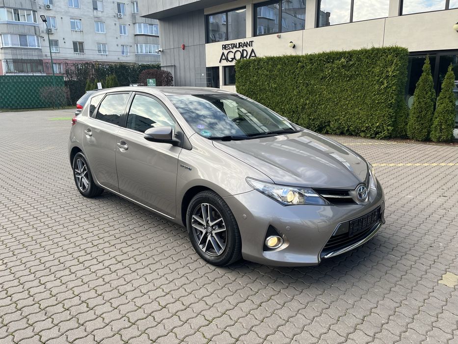 Toyota Auris Benzina Hybrid An fabr:11.2014 Automata Camera Park Assis