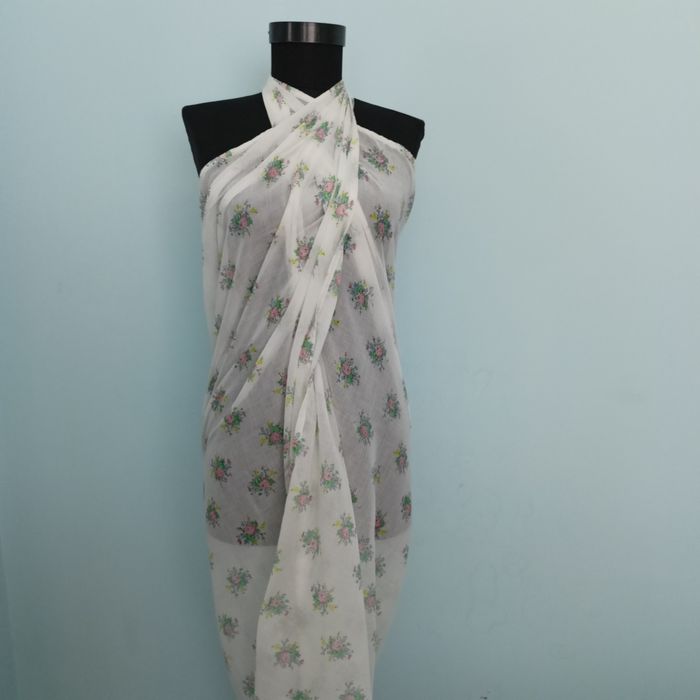 Нови Парео за плаж различни видове