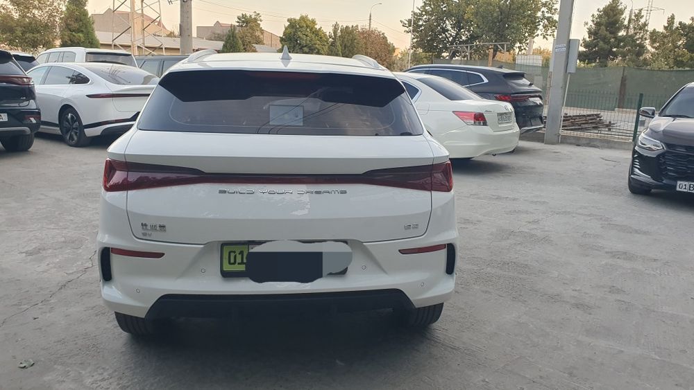 BYD. E 2, Luxury. Yili 2024. Yurgani 55000. Narxi 15200
