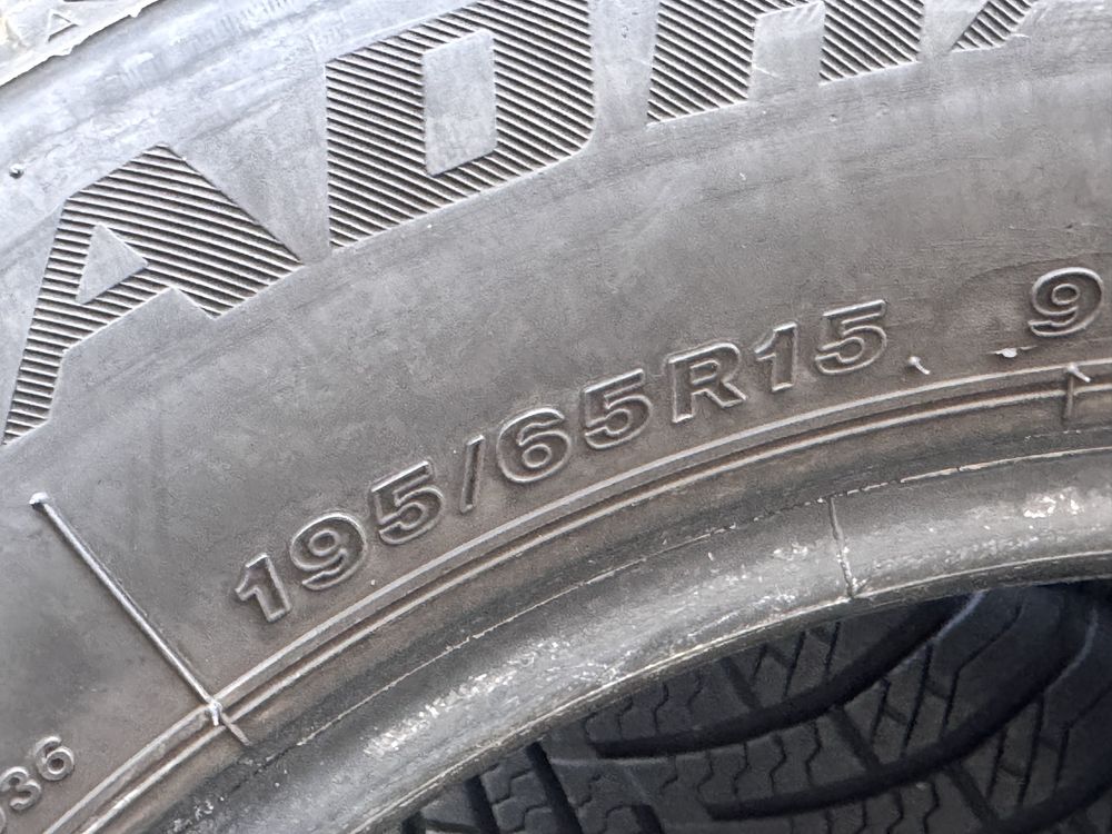 195/65/R15 Firestone Roadnawk 2бр летни dot2521 4-5мм