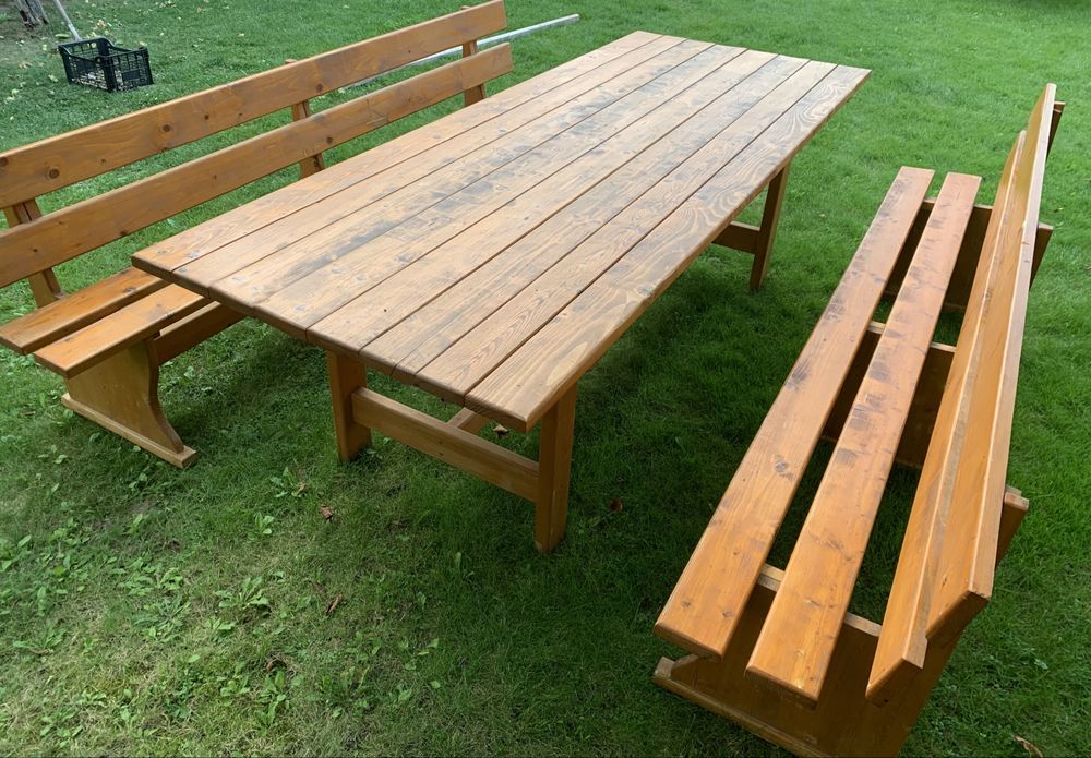 Set mobilier gradina - masa si 2 banci