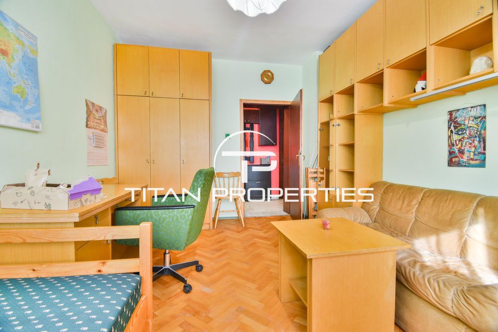 Дава се под наем Тристаен апартамент в София, Гоце Делчев - 90 кв.м за 650 € - Снимка #5