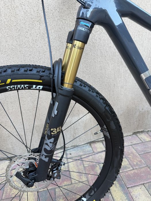 Cube reaction pro C62 P carbon