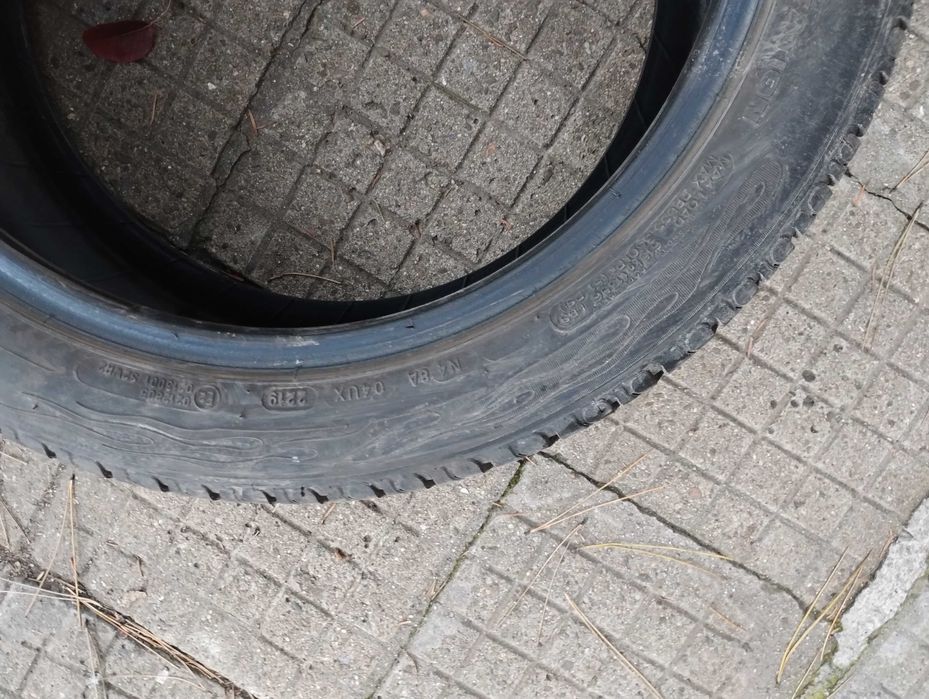 Продават се 4 бр. летни гуми