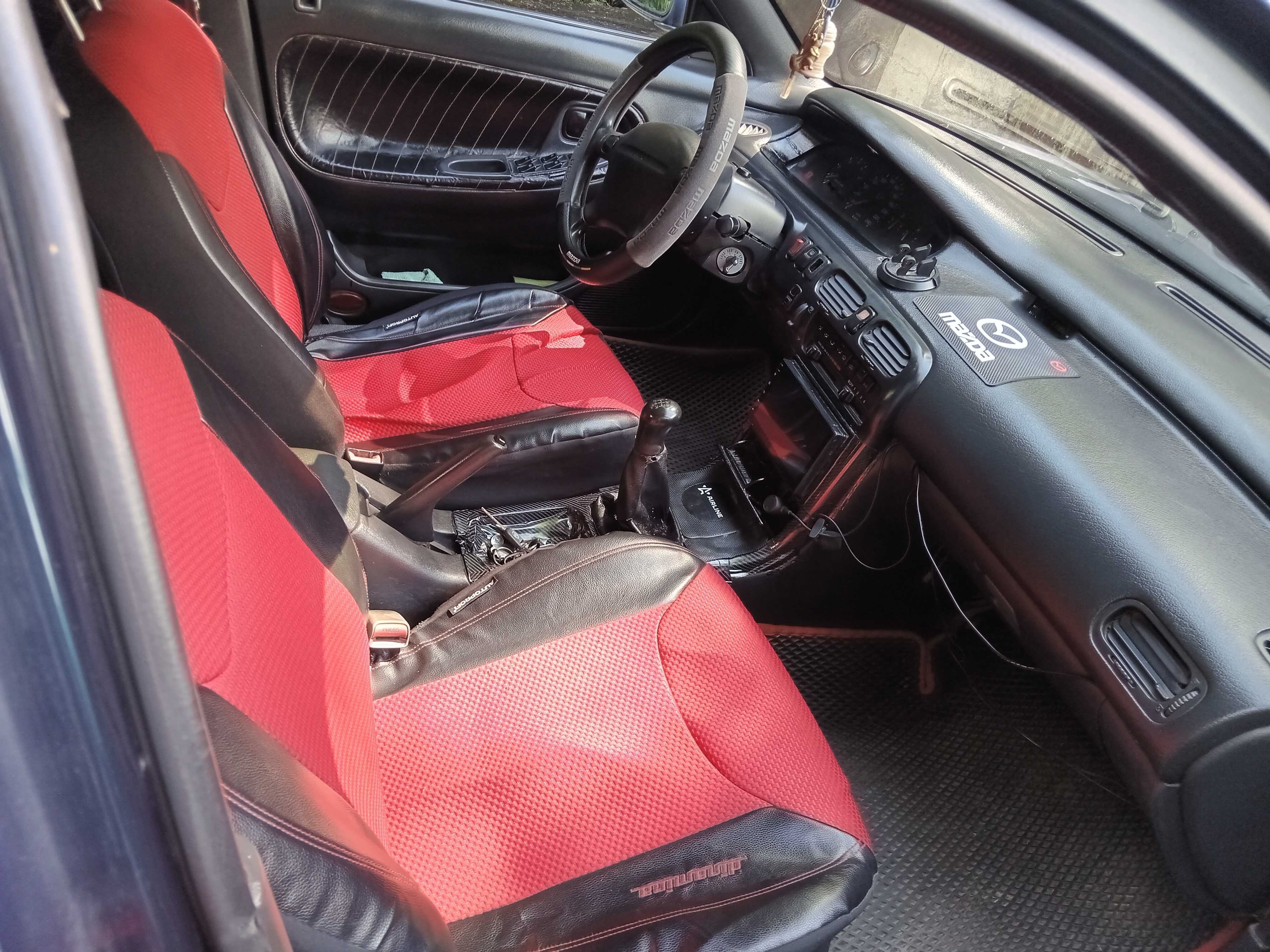 Продам Mazda Cronos