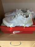 Маратонки Nike 37.5