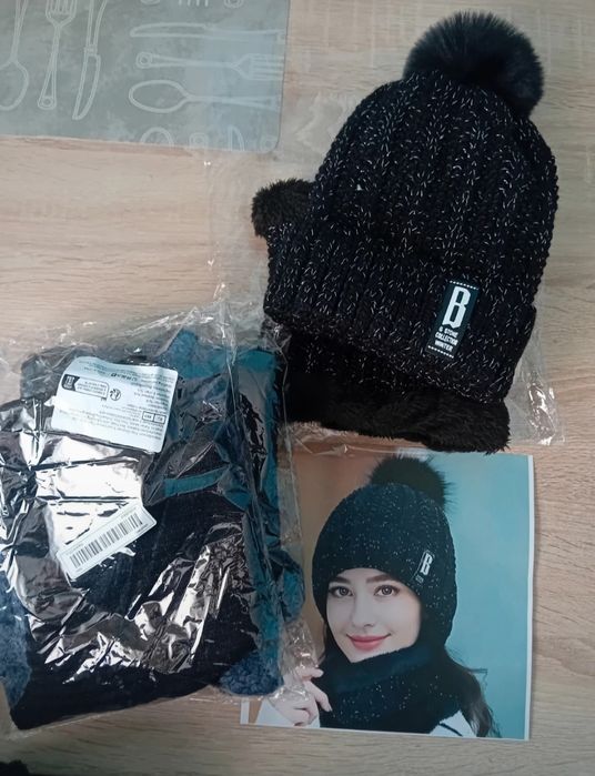 Fes cu fular circular