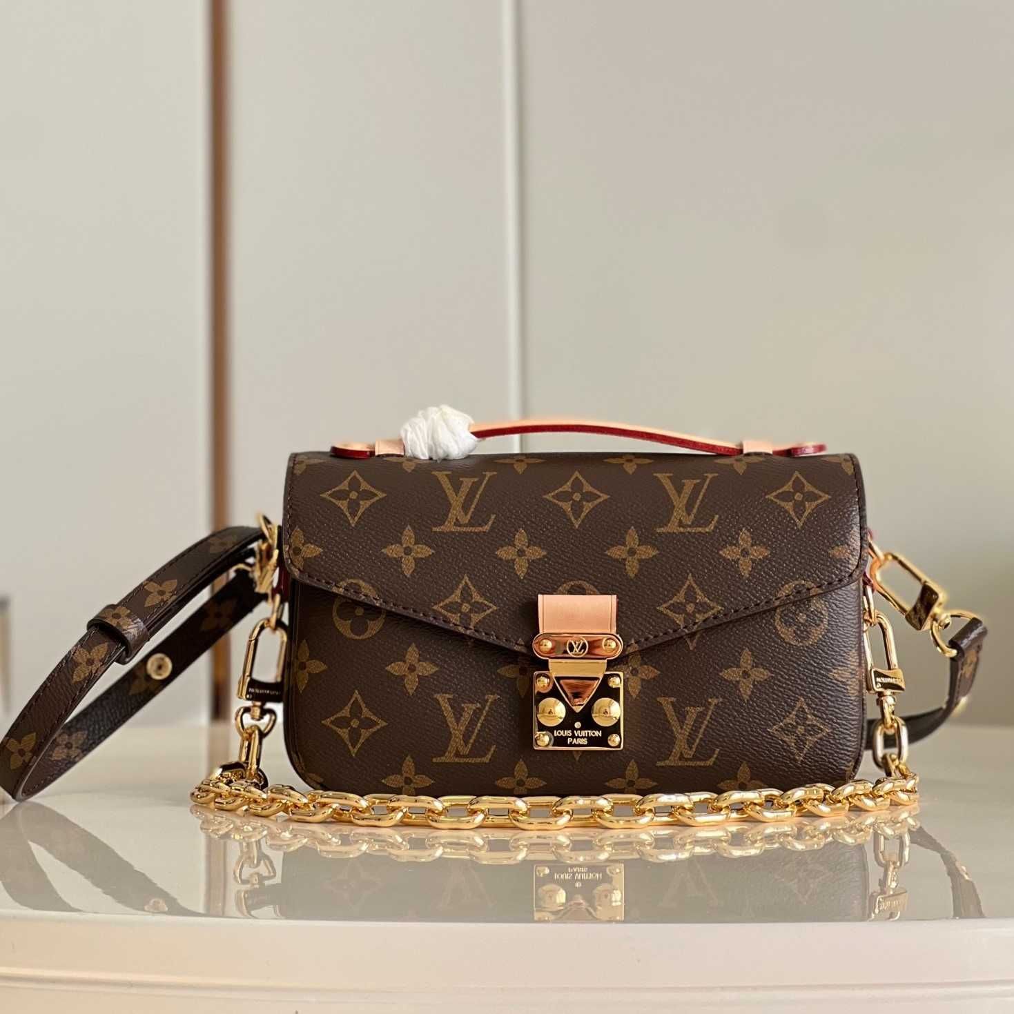 Geanta LV Louis Vuitton Metis East West 21 cm, tip Premium