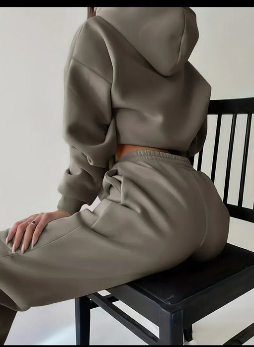 Спортен дамски екип