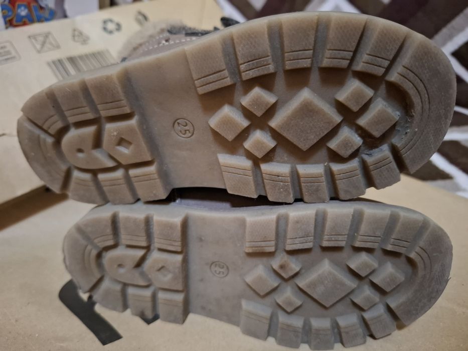 Vand ghete bebe .iarna