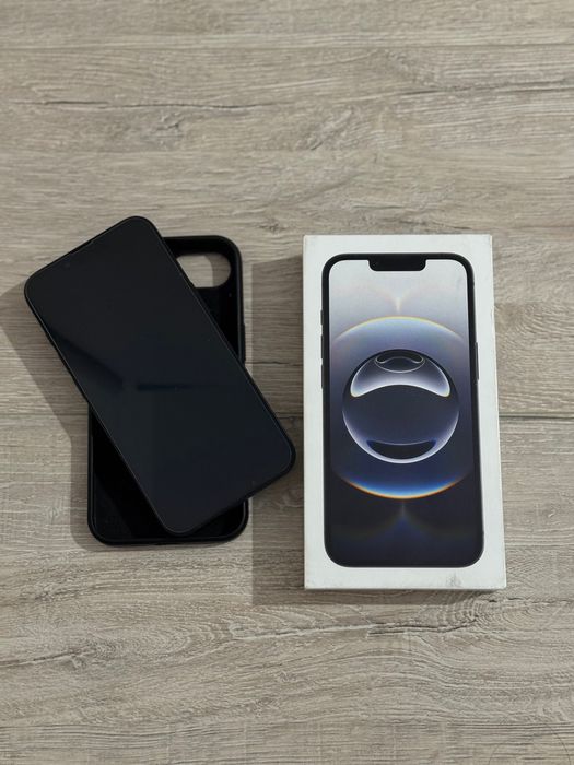 Vând iPhone 16e Black 128GB