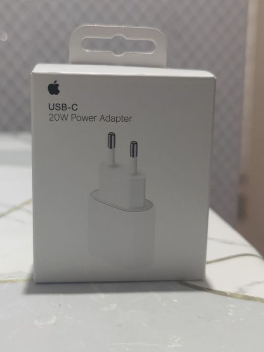 Оригинальная зарядка Apple