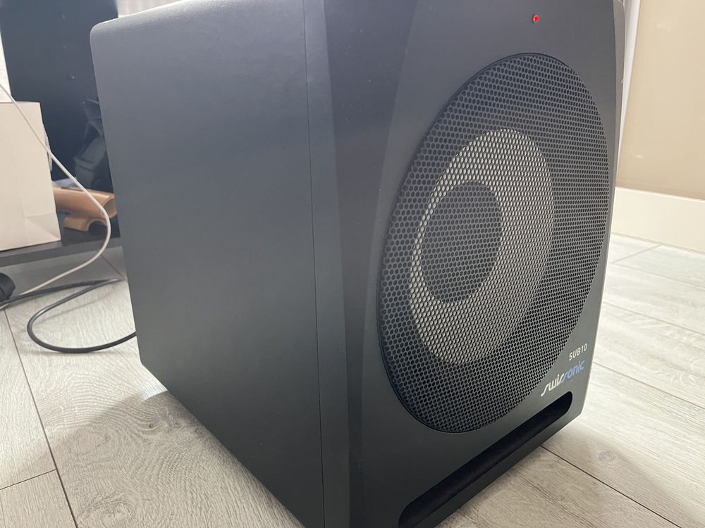 Vand subwoofer activ studio Swissonic Sub10