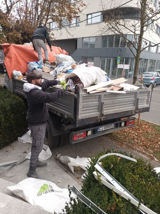 Duc moloz, deșeuri   țiglă,caramida, nisip sort,etc