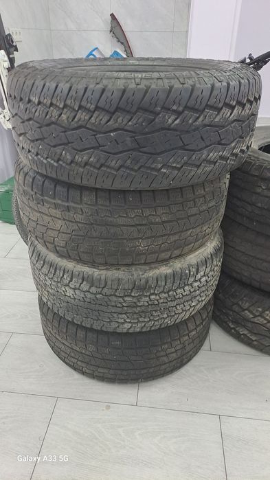 285/60/18 Продам шины на Ланд Крузер 200