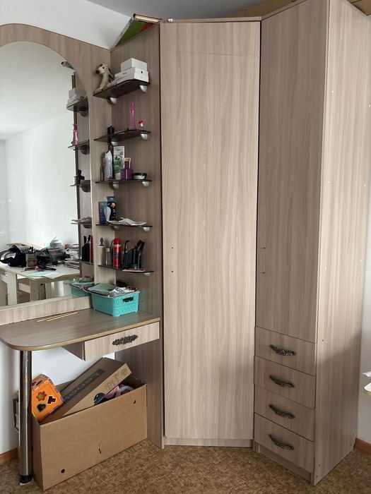 Спальный гарнитур