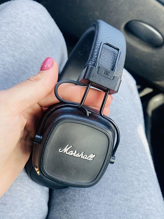 Слушалки Marshall