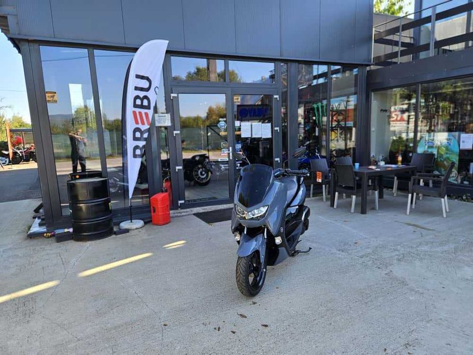Yamaha NMax 125 model 2023-se conduce cu B-rulat 4277 km
