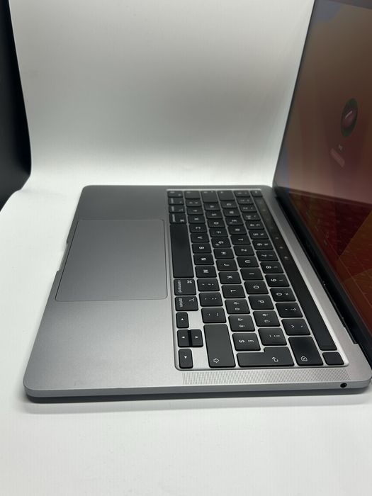 Macbook PRO 13inch 2022 - M2 - Touchbar - Model A2338 + Garantie