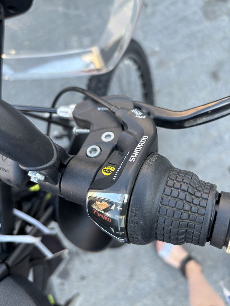 Bicicletă DHS Terrana 27,5” - 21 viteze, Shimano