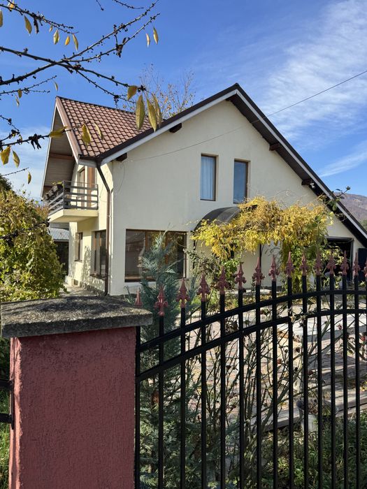 Casa Preluca Neamt din caramida