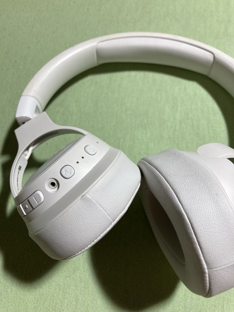 JBL TUNE 760NC слушалки