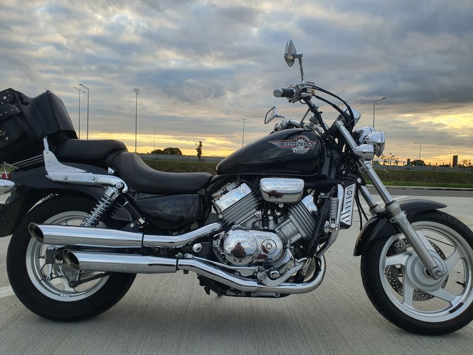 HONDA Magna VF750