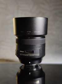 Nikon 85mm f 1.8 AF-S