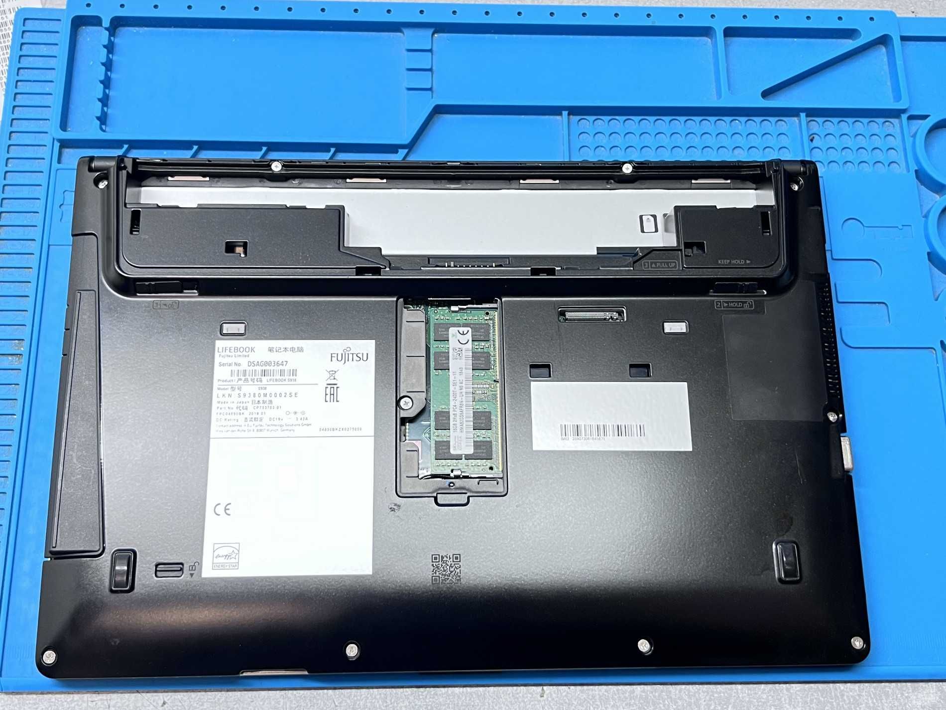 Fujitsu LIFEBOOK S938 13.3" IPS i7-8650U 24GB 510GB/-Отлично състояние