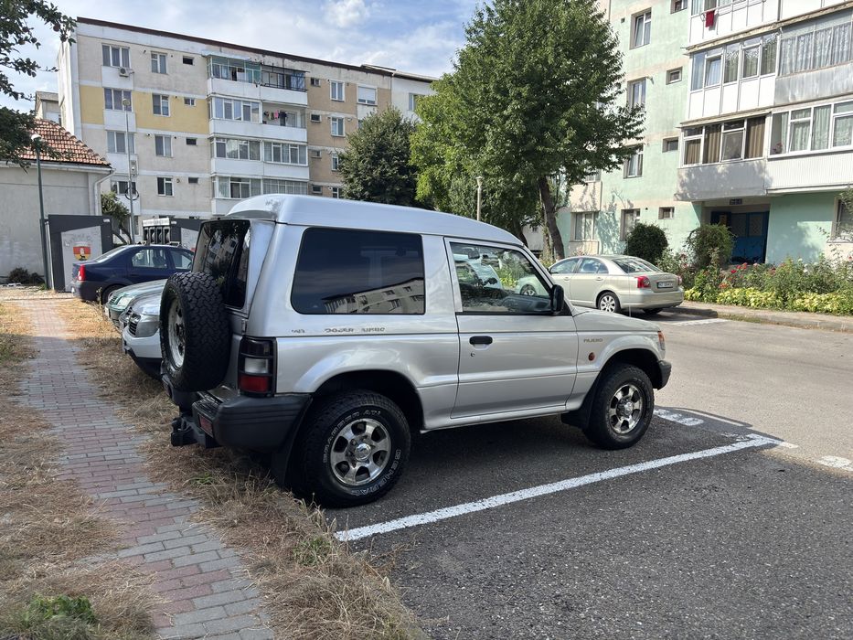 Pajero mk2 2.5D Autoutilitara