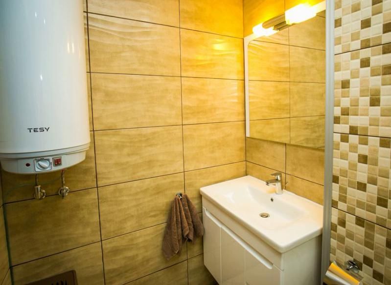 Дава се под наем Двустаен апартамент в Пловдив, Христо Смирненски - 72 кв.м за 350 € - Снимка #5