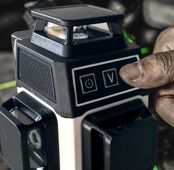Nivela laser cu acumulator portabila