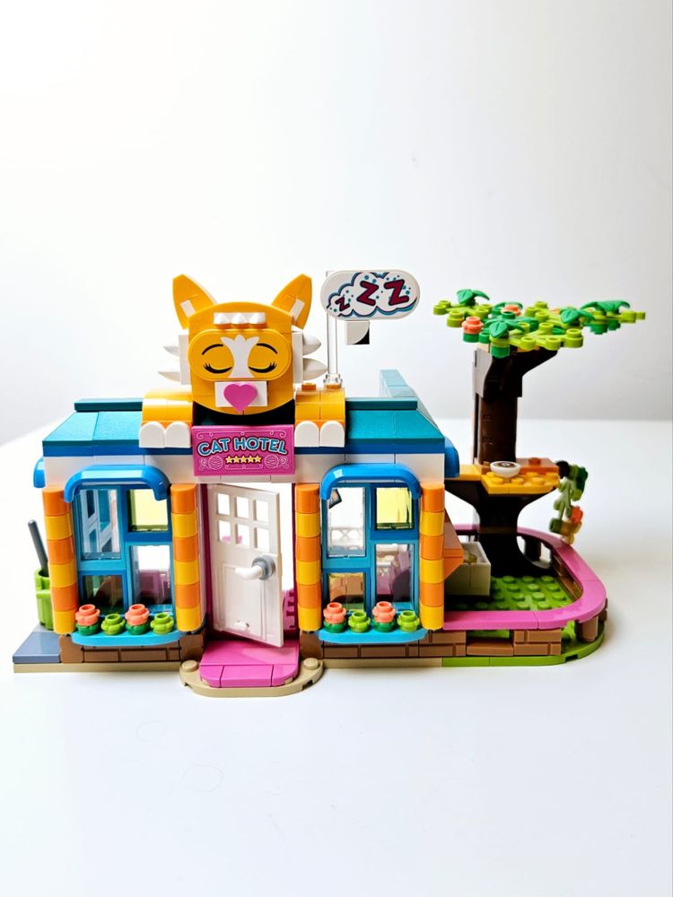 Lego Friends 41742 - Cat Hotel (2023)