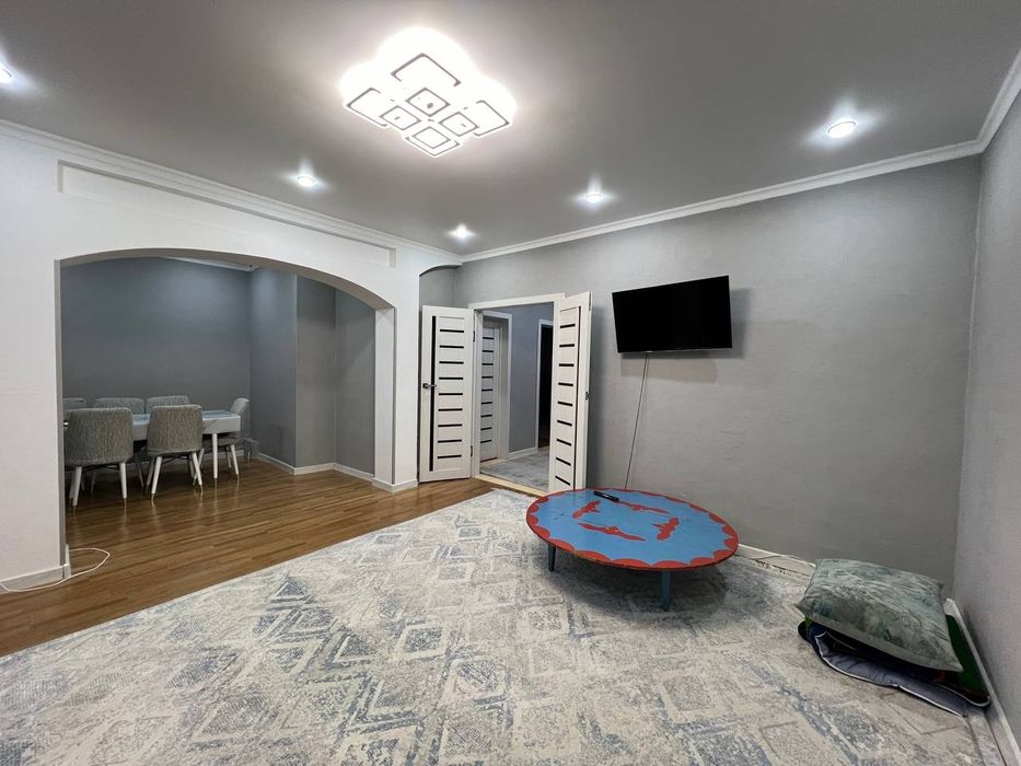 Ленинградского проекта 3х комнатная ул. Ердена 207 на 1 этаже