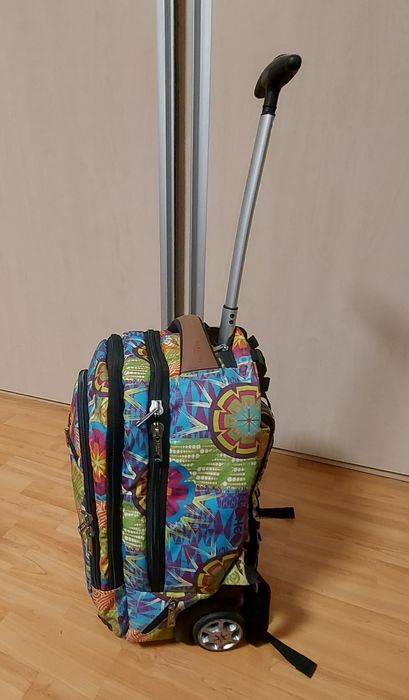 Vand ghiozdan troller