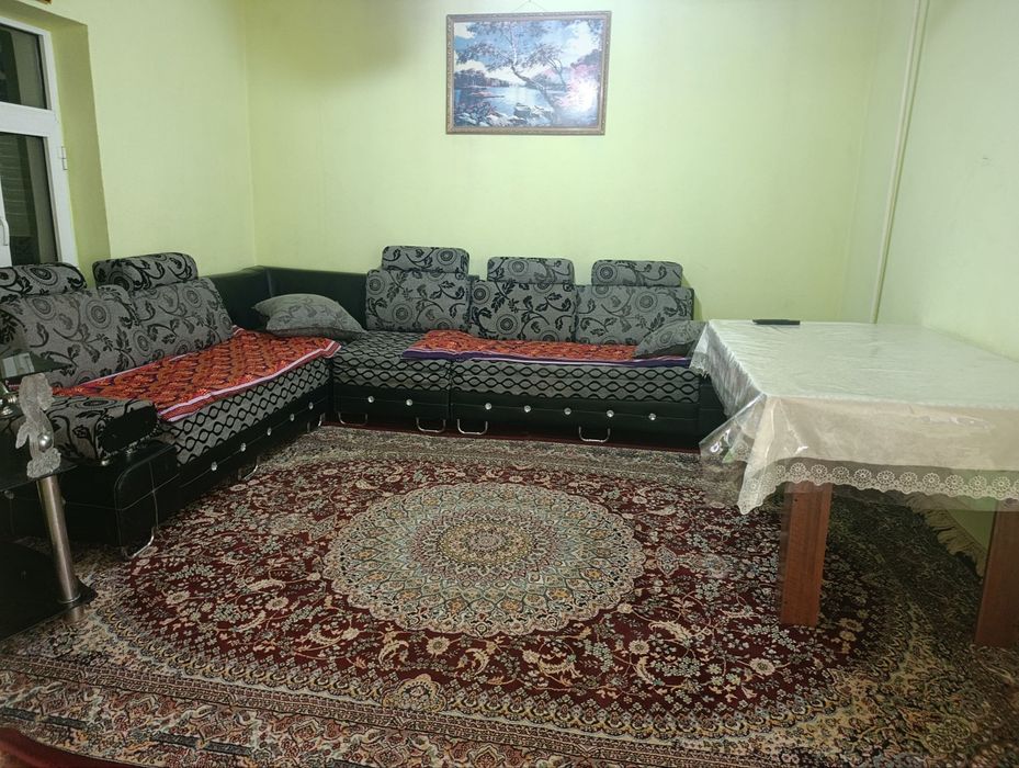 Продаётся диван уголок по хорошей цене